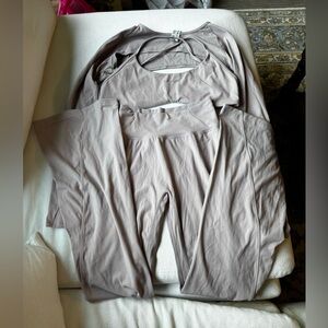 Alphalete dusty pink aura matching set